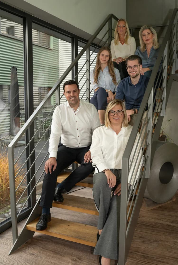 banner-image banner-image